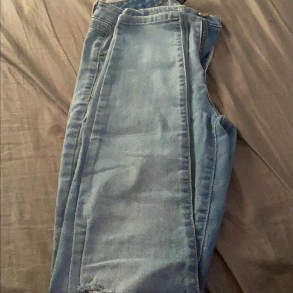 Jeans - Picture 2 of 3